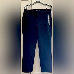 Old Navy Pixie Pants (New!)